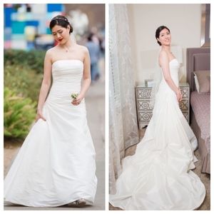 90% off PRONOVIAS Silk A-Line Wedding Gown